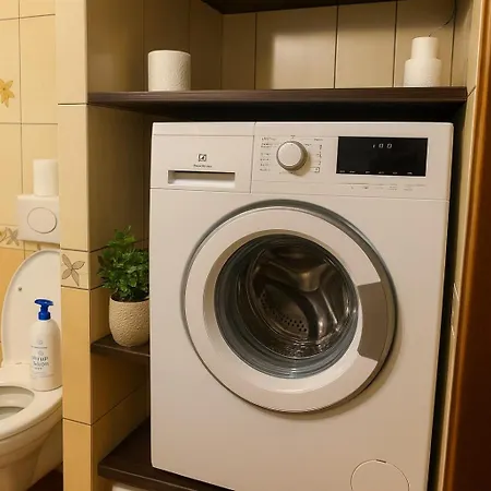 Apartment Modern Malborska,14, Metro&mall, Parking&smarttv Warsaw