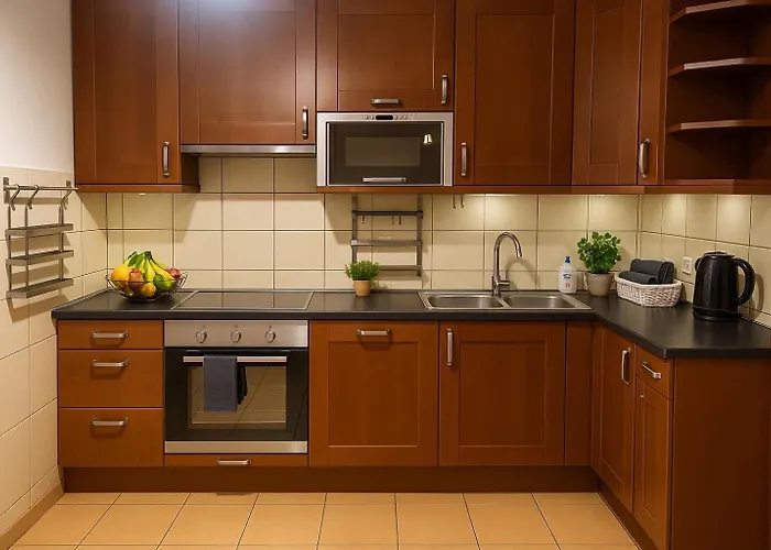 Apartment Modern Malborska,14, Metro&mall, Parking&smarttv Warsaw